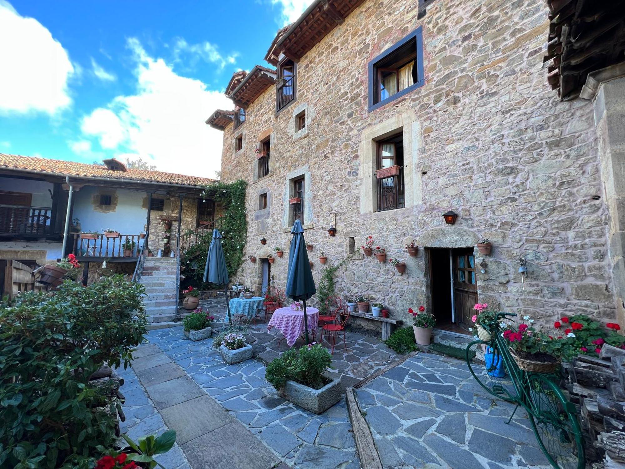 Posada la Trebede Perrozo Exterior foto