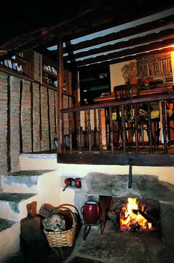 Posada la Trebede Perrozo Exterior foto